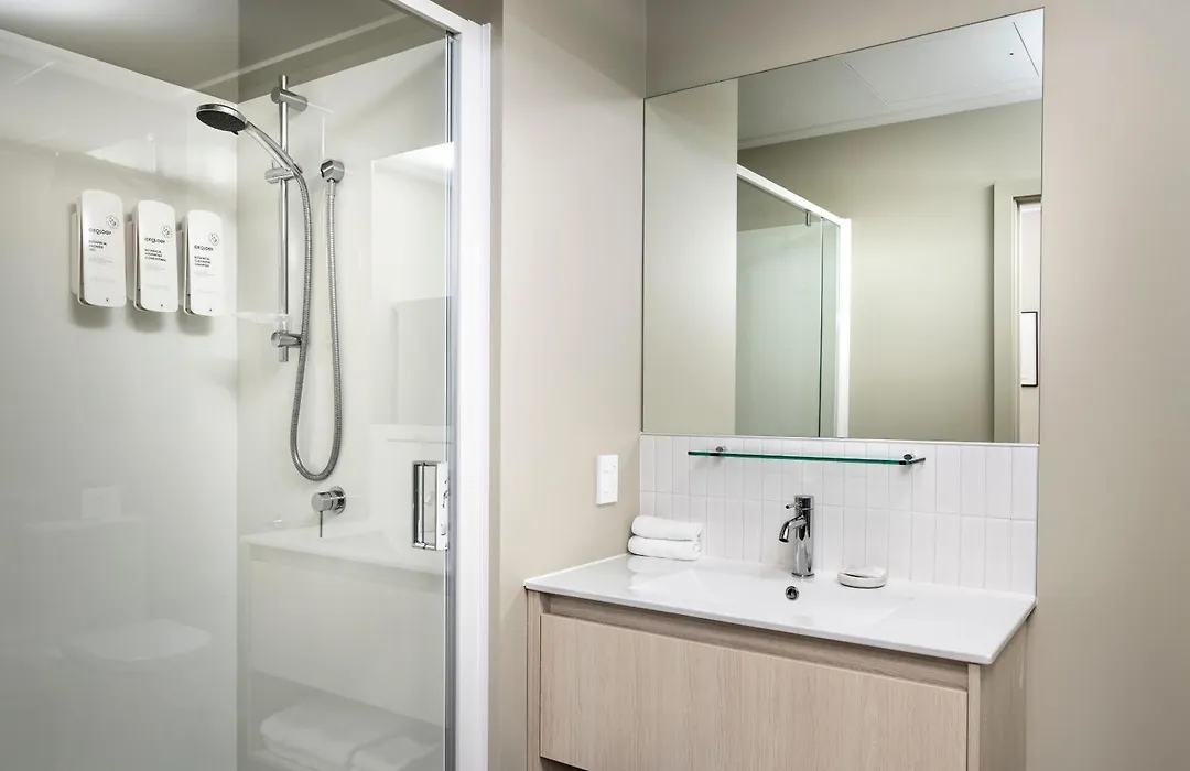 Quest 256 Lambton-1
