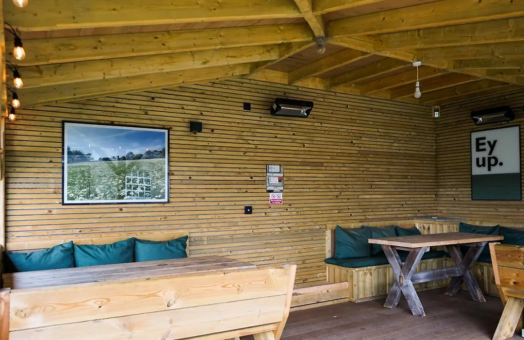 Redmire Village Pub-1