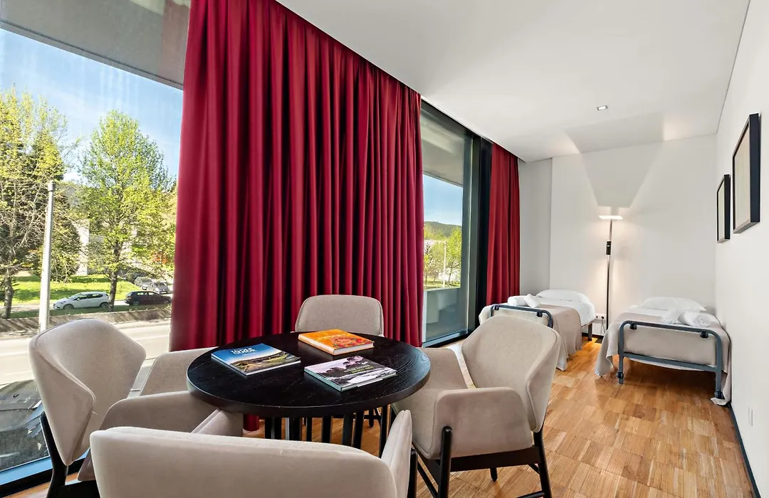 Axis Viana Business & Spa Hotel-1