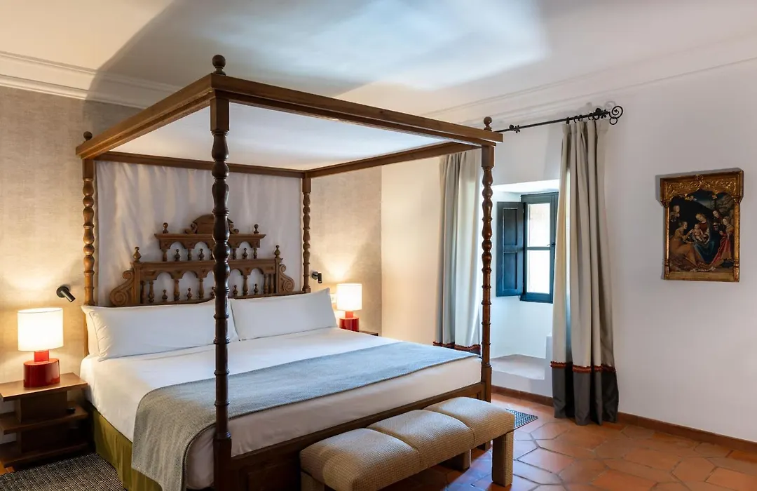 Parador De Siguenza-1