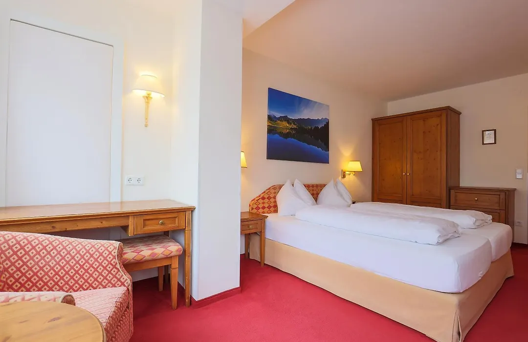 Hotel Dachstein-1