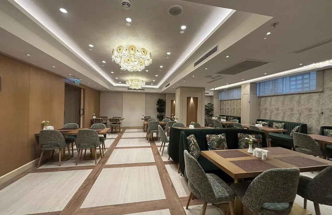 Grand Hilarium Hotel-1