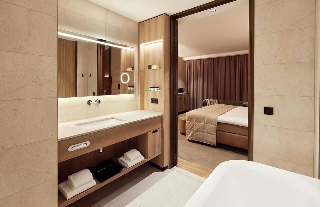 Van Der Valk Hotel Sneek-1