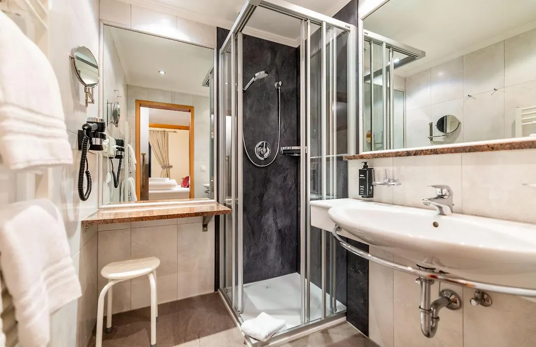 Hotel Alpenrose-1