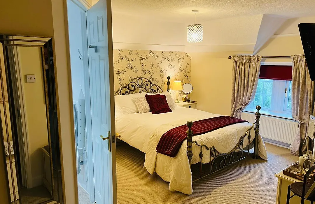 The Old Rectory Chicklade-1