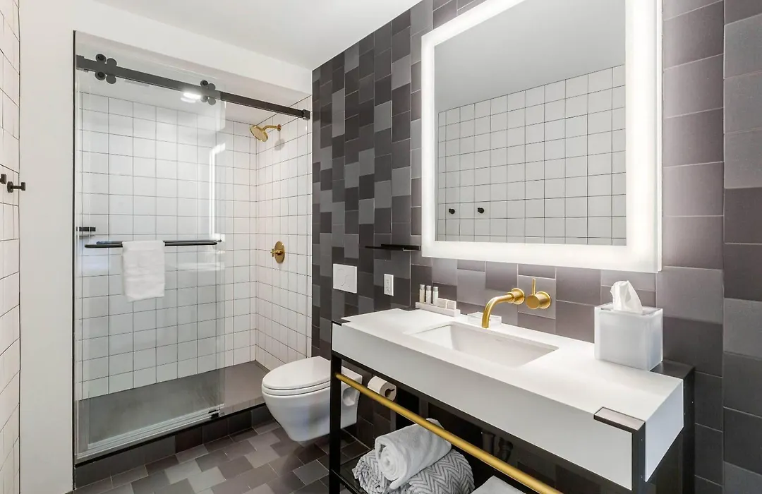 Cambria Hotel Boston Downtown - Seaport-1