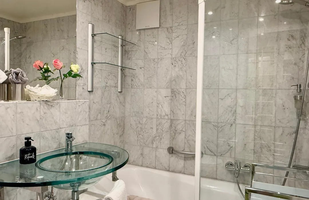 Boutique Hotel Villa Am See (Adults Only)-1