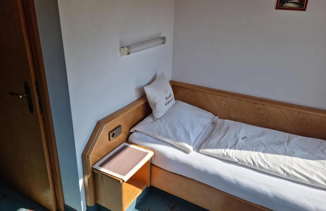 Hotel Bergkristall-1