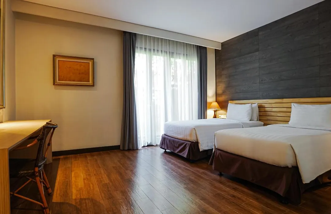 Grand Whiz Hotel Nusa Dua Bali-1