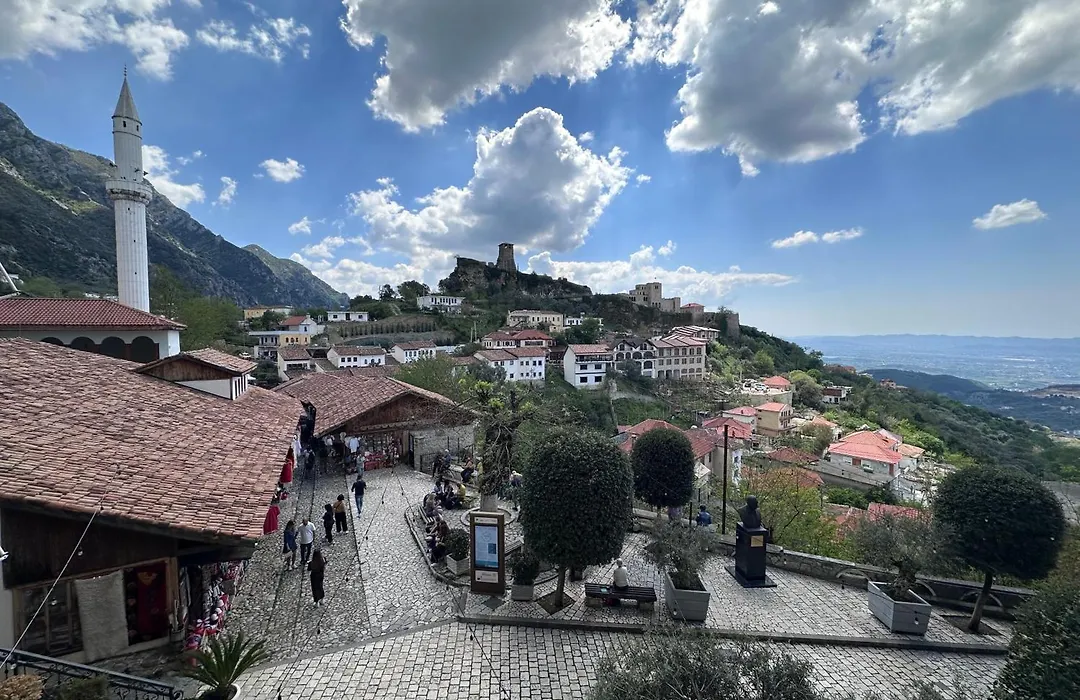 Hotel Panorama Kruje View Over The Castle And The Old Town-1