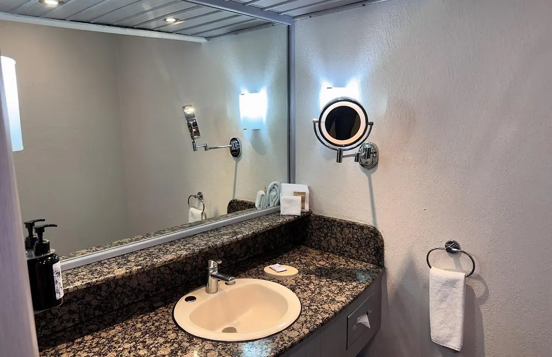 Crowne Plaza Toluca - Lancaster By Ihg-1
