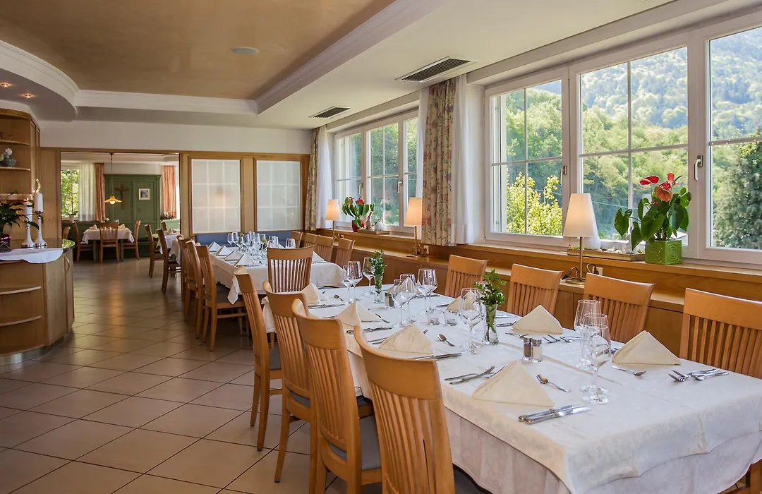 Hotel Tenz-1