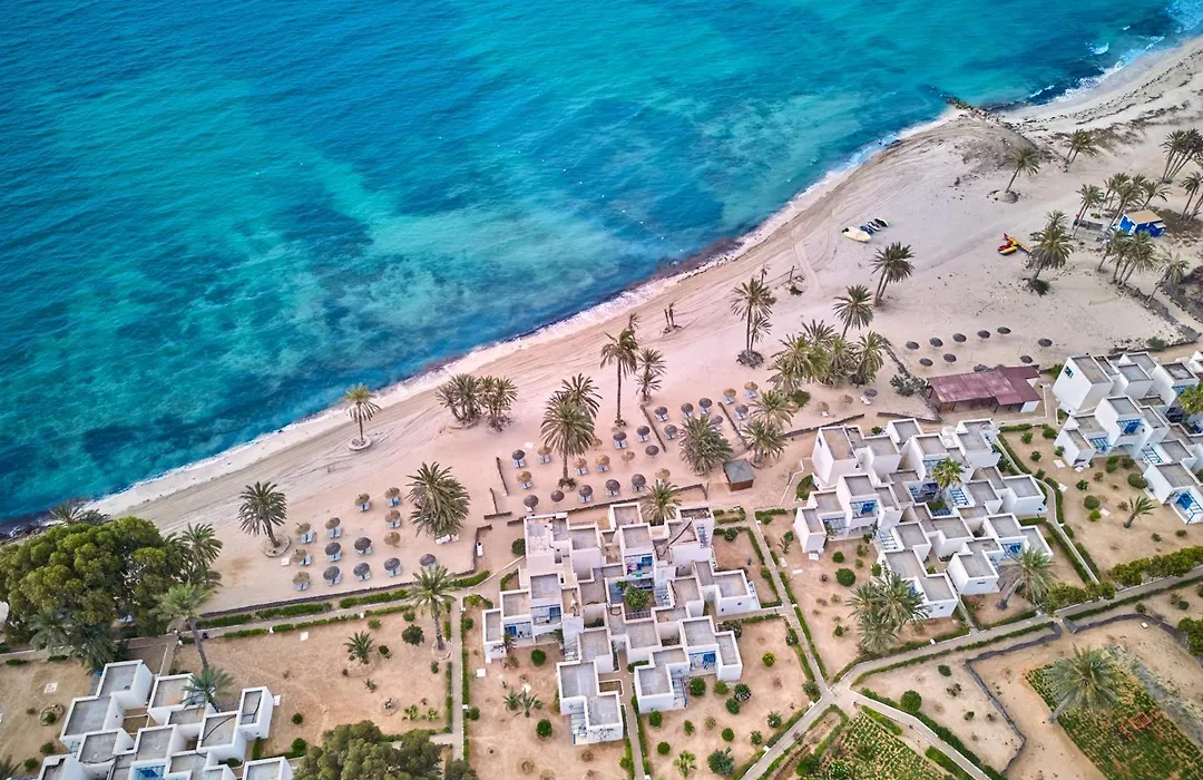 Hari Club Beach Resort-1