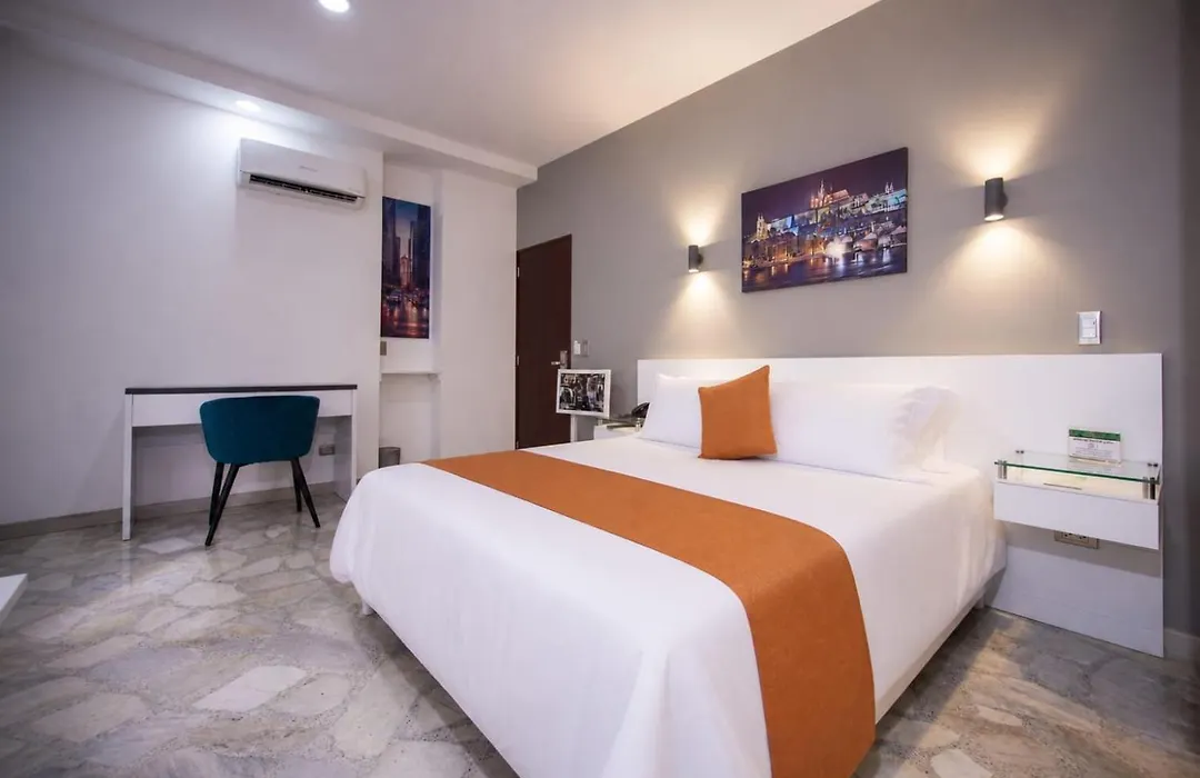 Hotel Casa Esmeralda-1