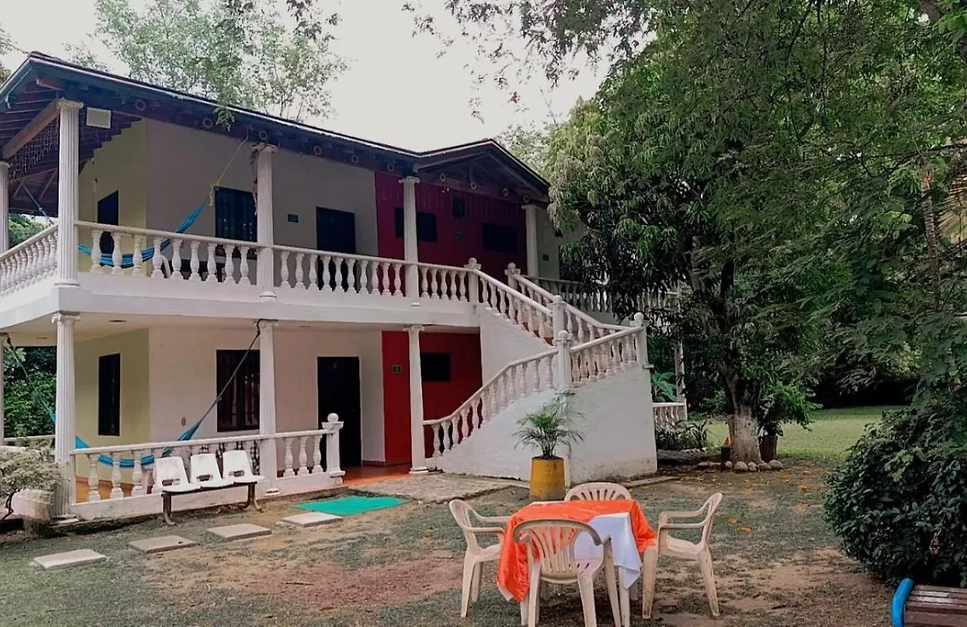 HOSTERIA y Camping PIEDRAS VERDES-1