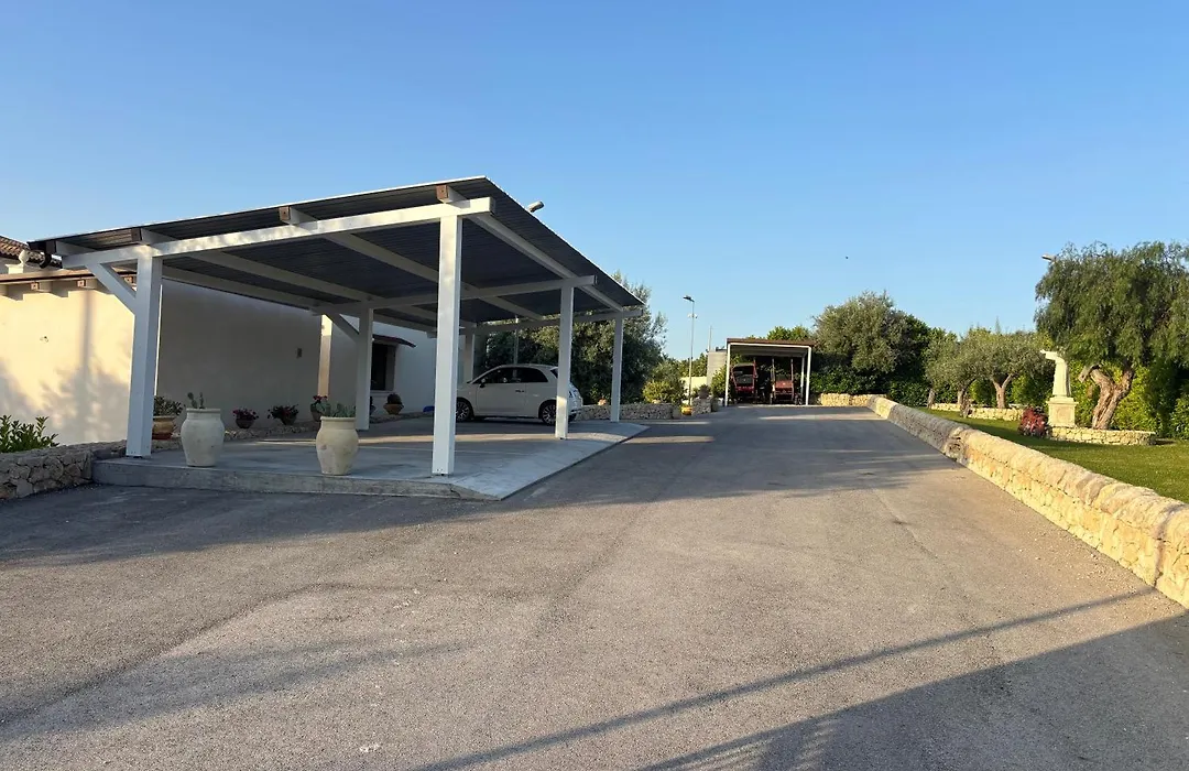 Villa Carmiano B&B Luxury Bedrooms In Avola In The Province Of Syracuse With Room With Swimming Pool-1