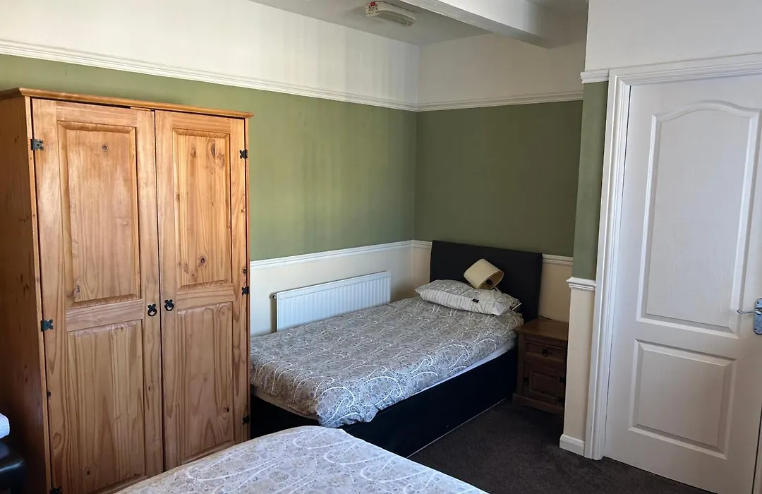 White Lodge Guest House-1