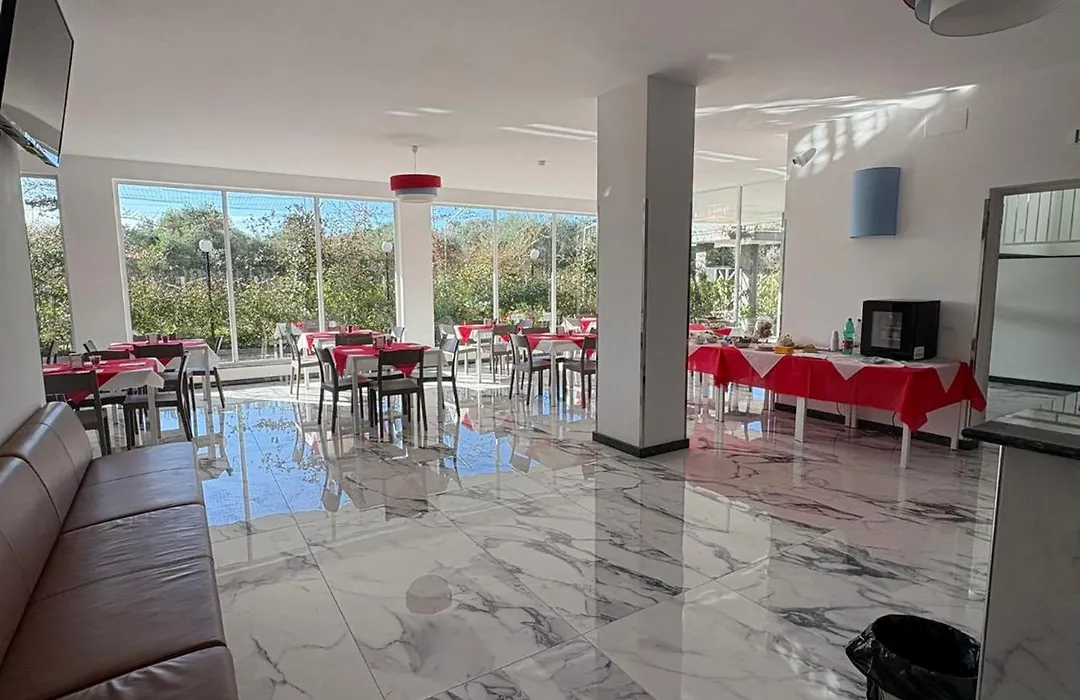 L'Officina - San Cataldo Hotel-1