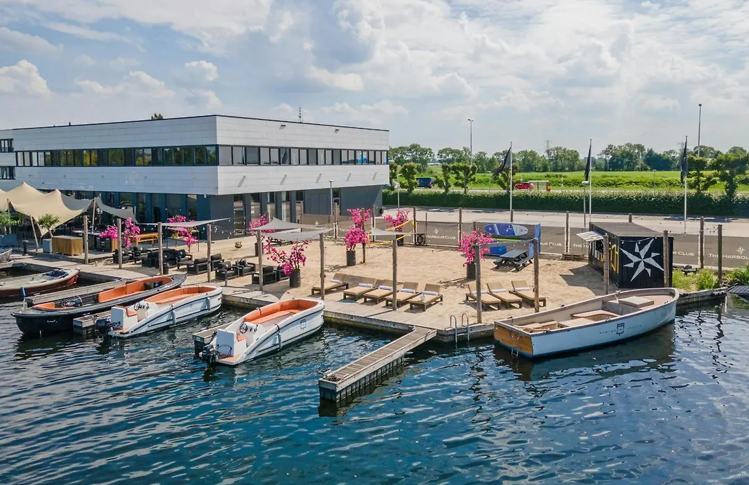 Leonardo Hotel Vinkeveen Amsterdam-1