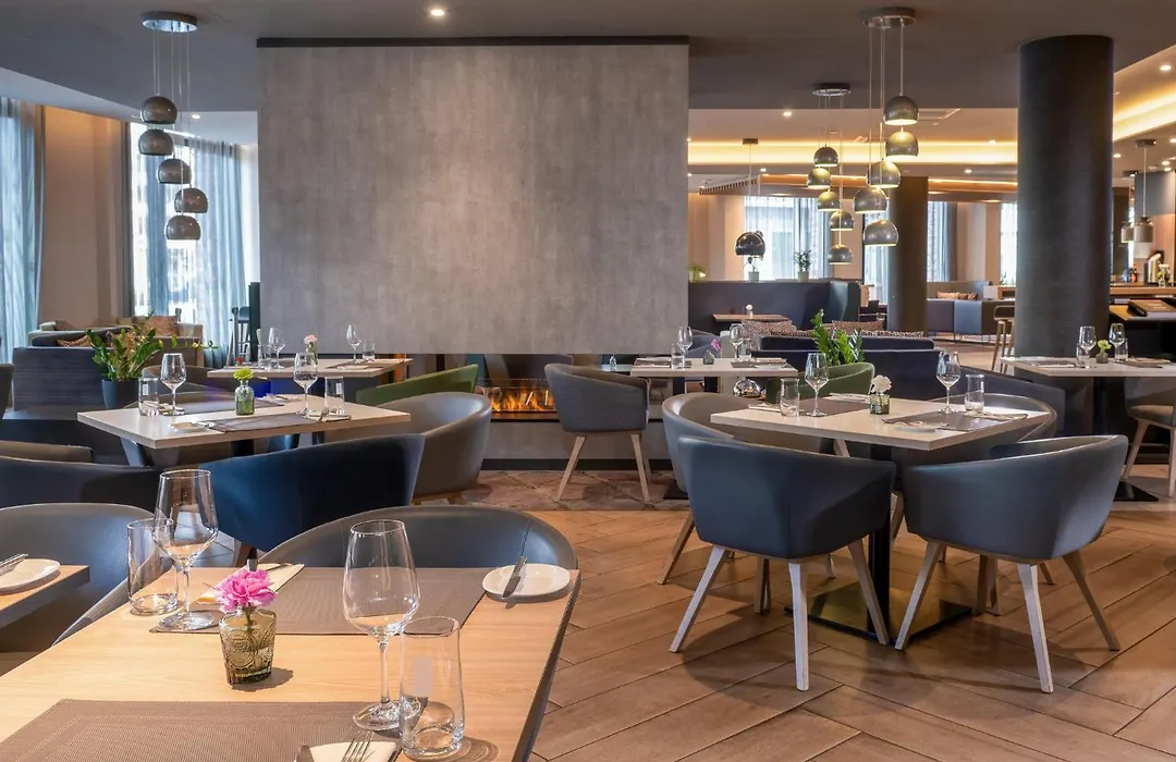 Holiday Inn - Hamburg - Berliner Tor By Ihg-1