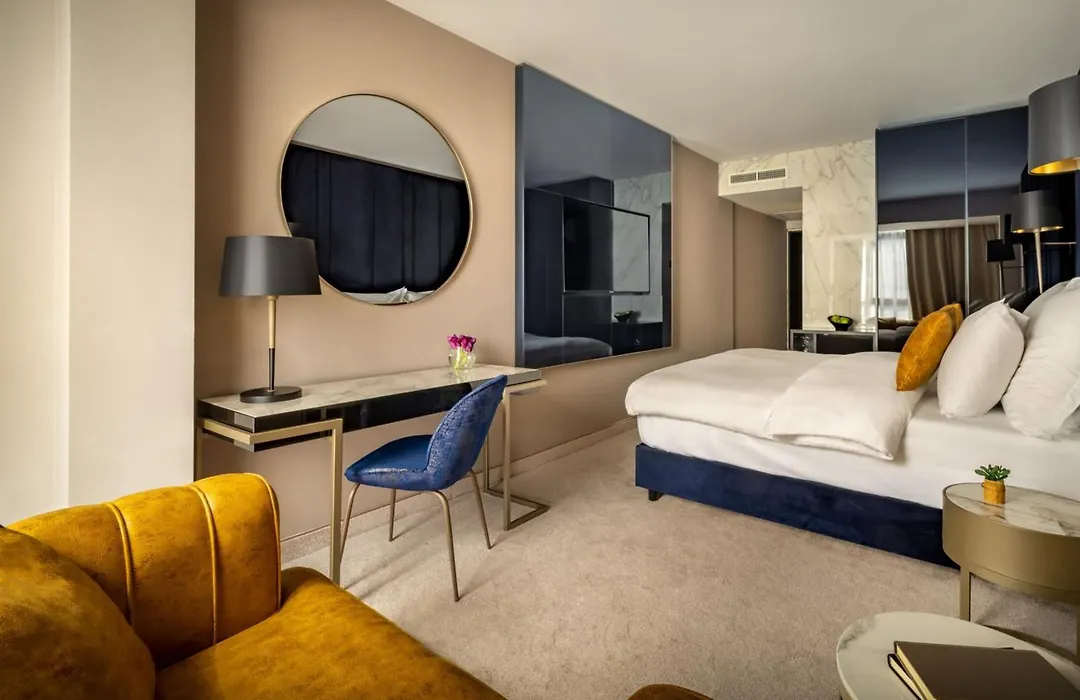 Grand Hotel Adriatic-1