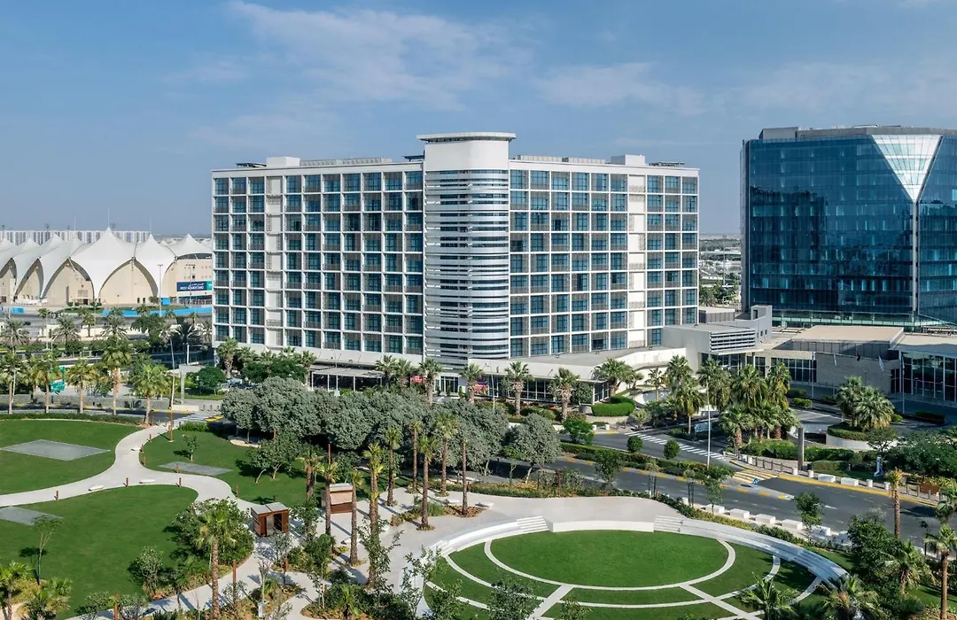 Yas Plaza Marina By Ihg-1