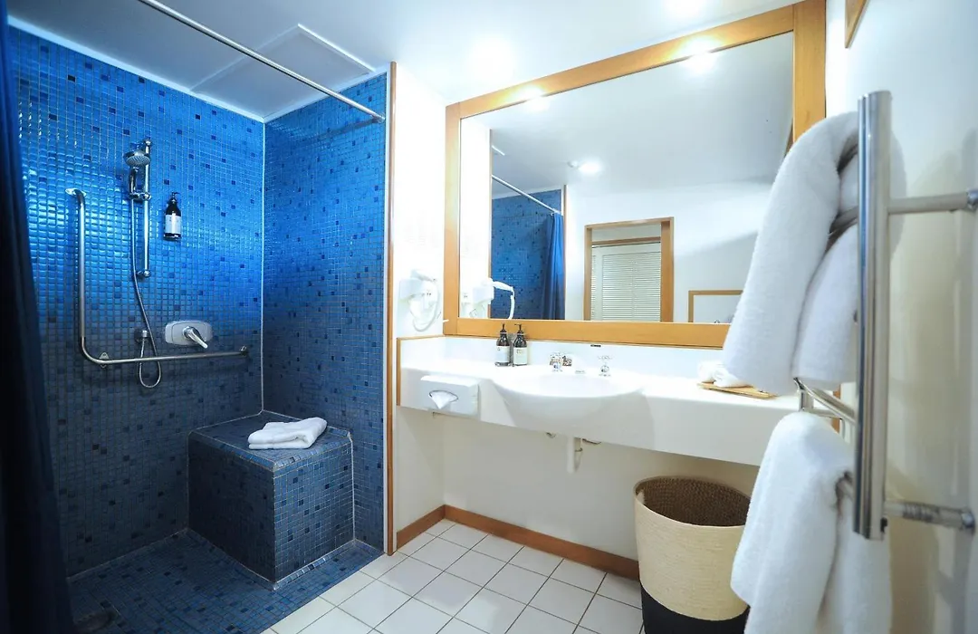 Quality Hotel Lincoln Green-1