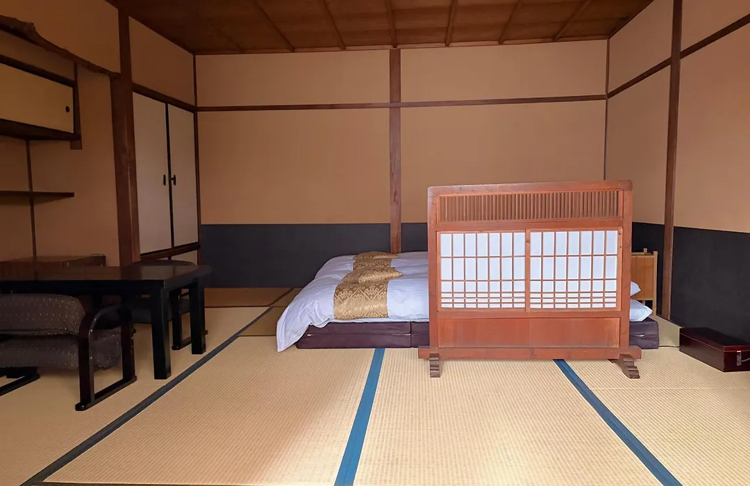 Toshiharu Ryokan-1
