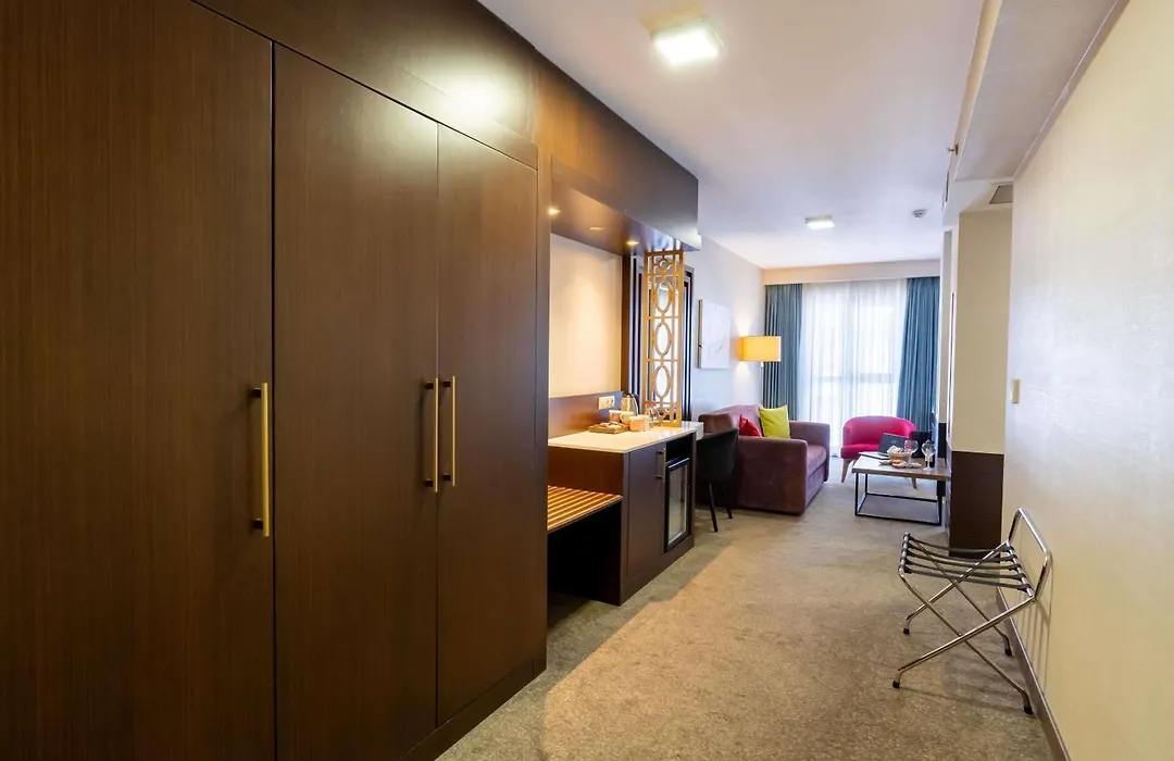 Ibis Styles Istanbul Bomonti-1