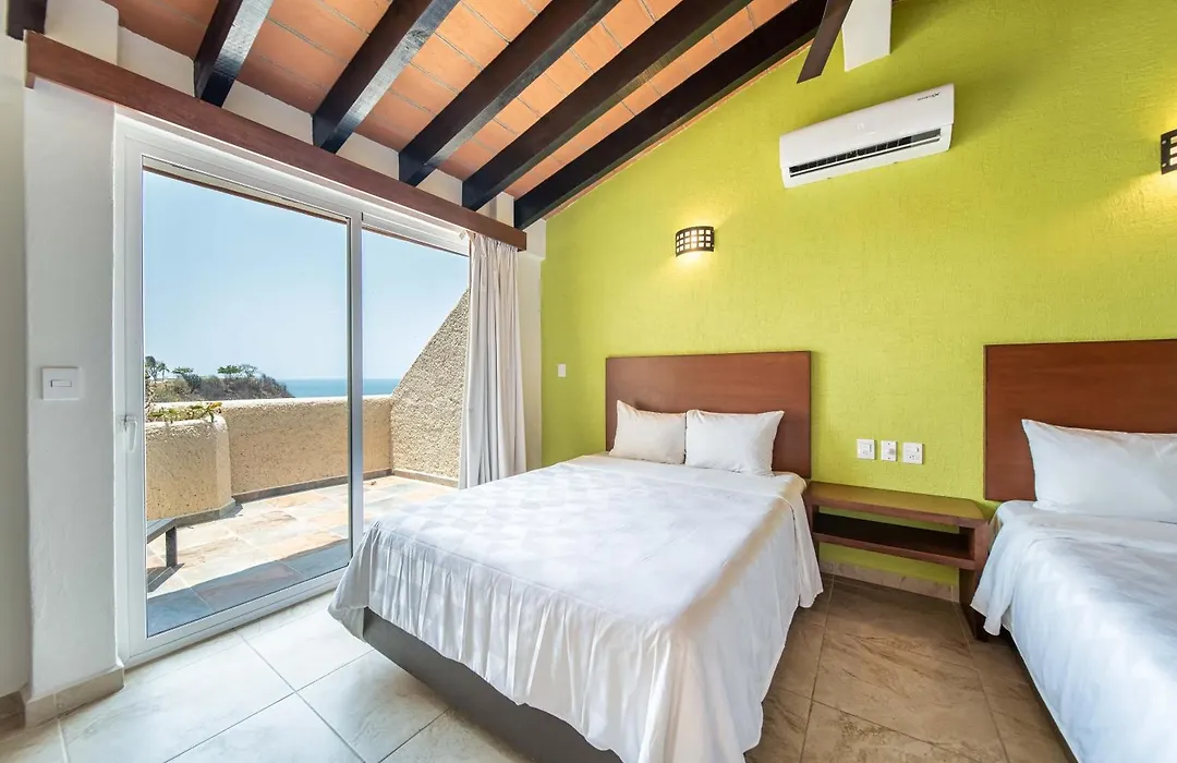 Villas Coral Huatulco-1