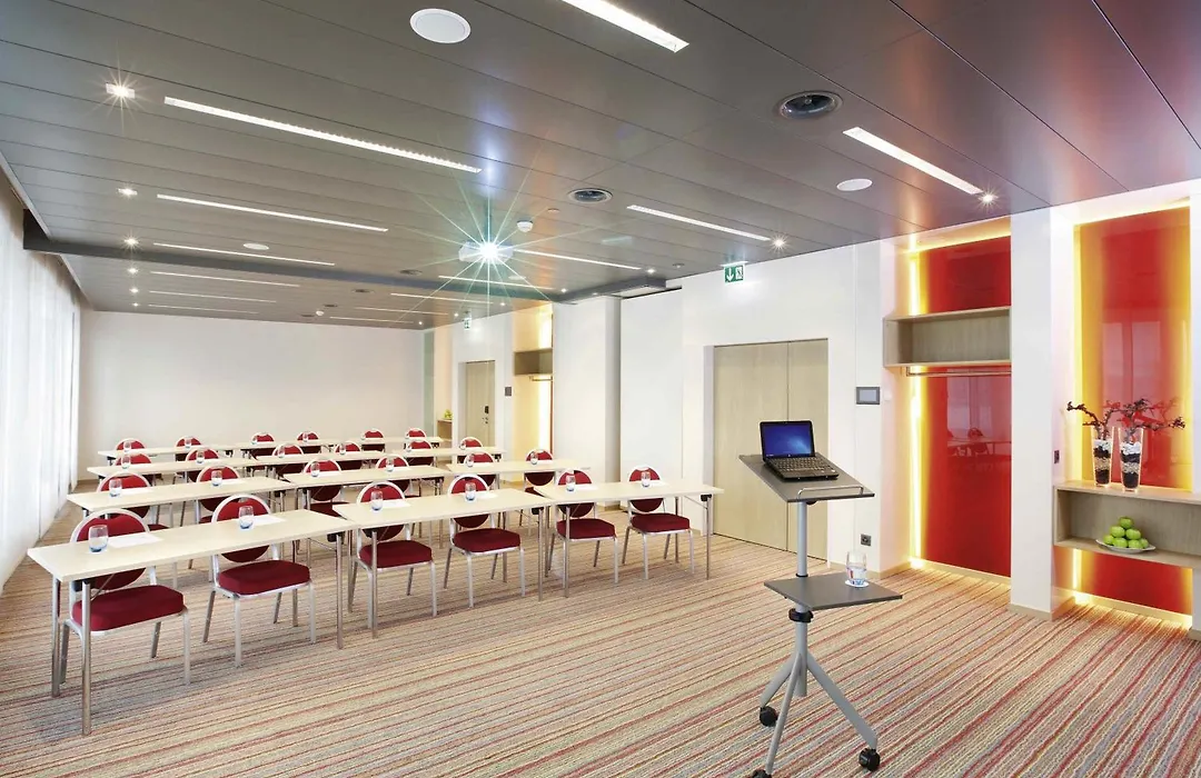 Mövenpick Hotel Zürich-Regensdorf-1