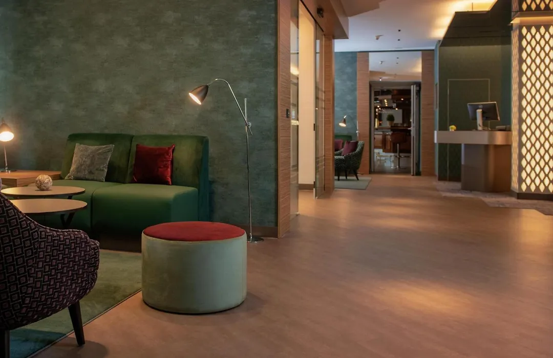 Mercure Hotel Koeln Belfortstrasse-1