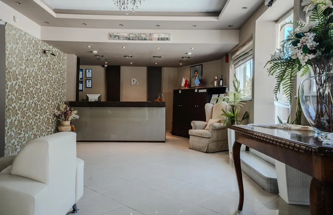 Planos Beach Hotel-1
