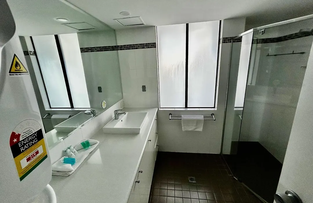 Pacific Resort Broadbeach-1