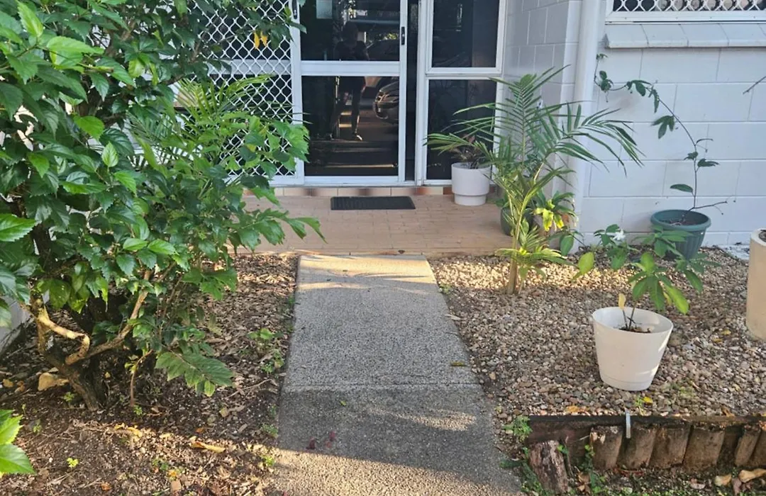 Coral Reef Apartments-1