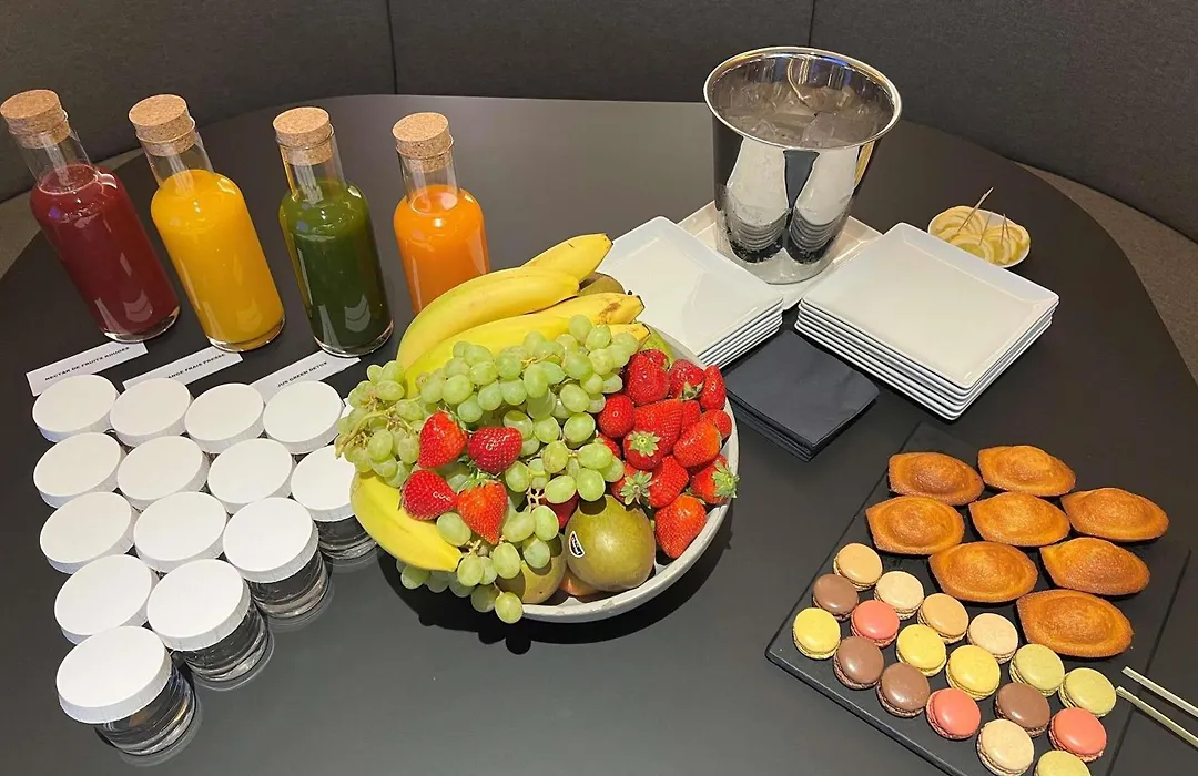 Mercure Paris 17 Batignolles-1