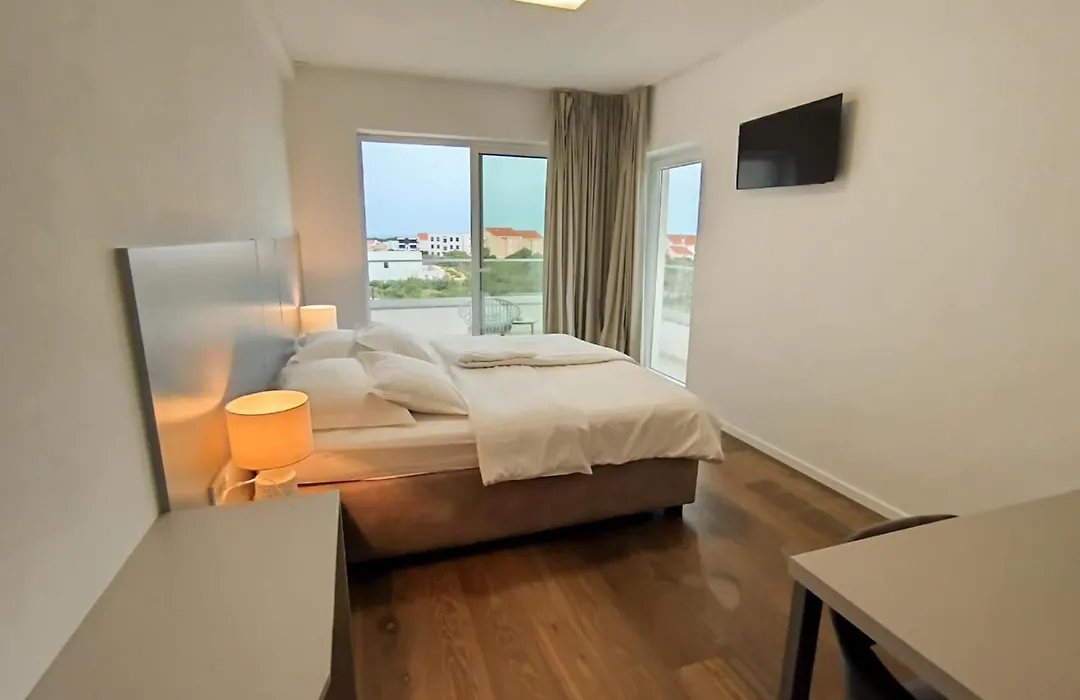 Villa Cala, Hotel Rooms&Apartments-1