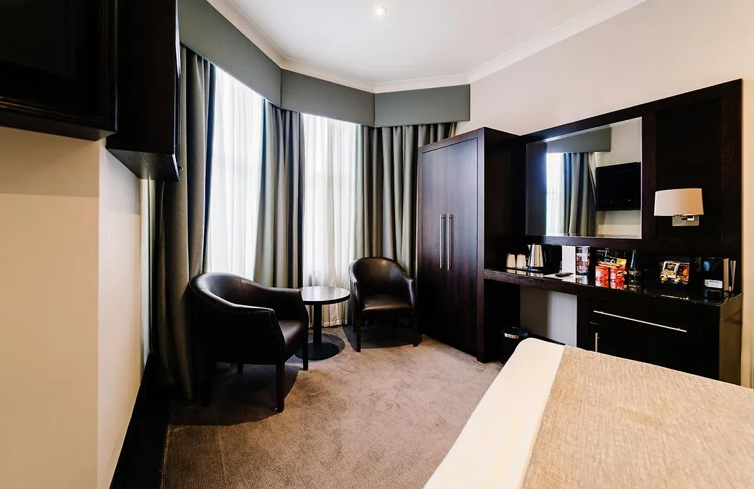 The County Hotel Newcastle-1