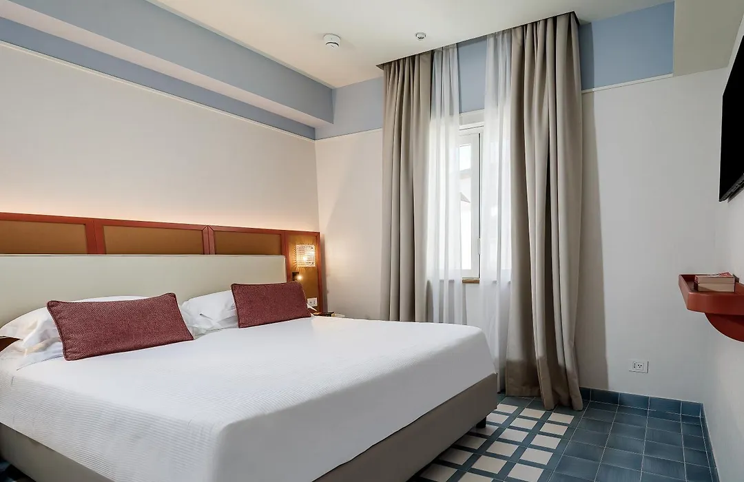 Hotel Plaza-1