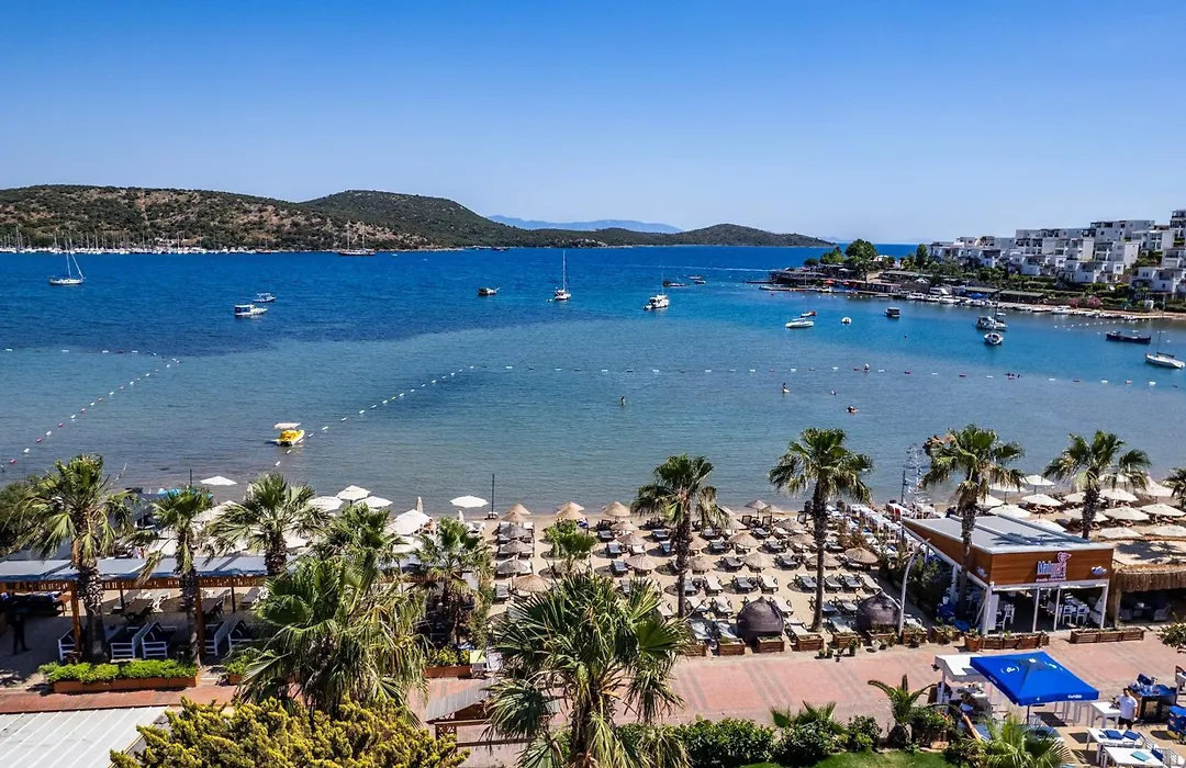 Costa Bitezhan Beach Hotel-1