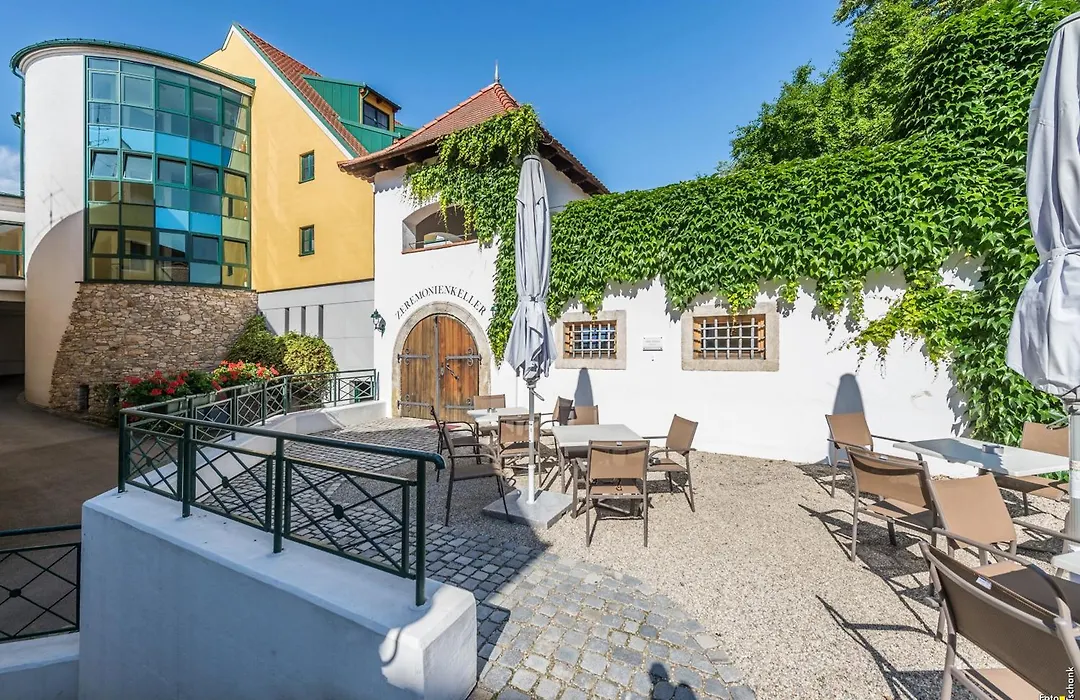 Hotel Althof Retz-1