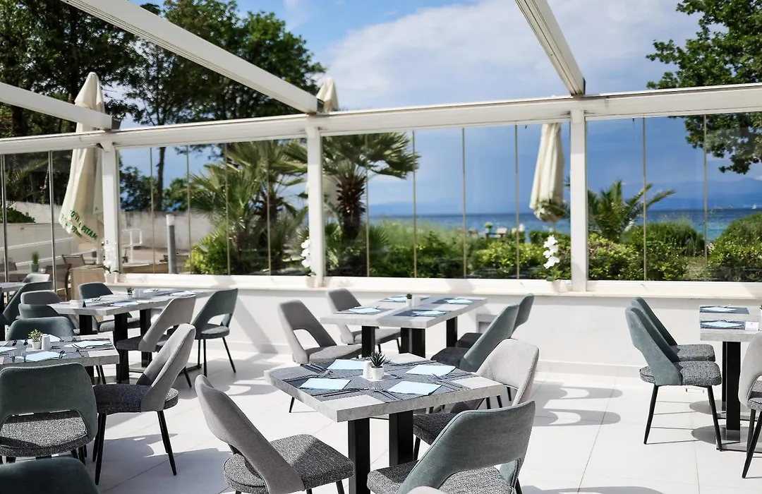 Blue Waves Resort-1