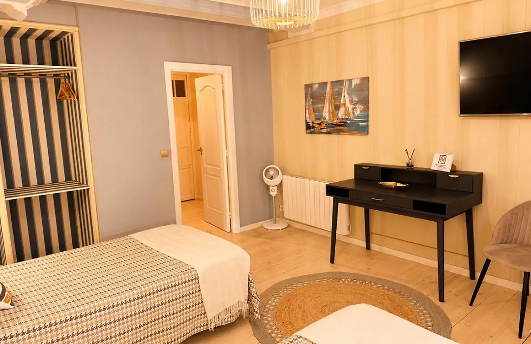 Hostal Boutique Puerta Del Sol-1
