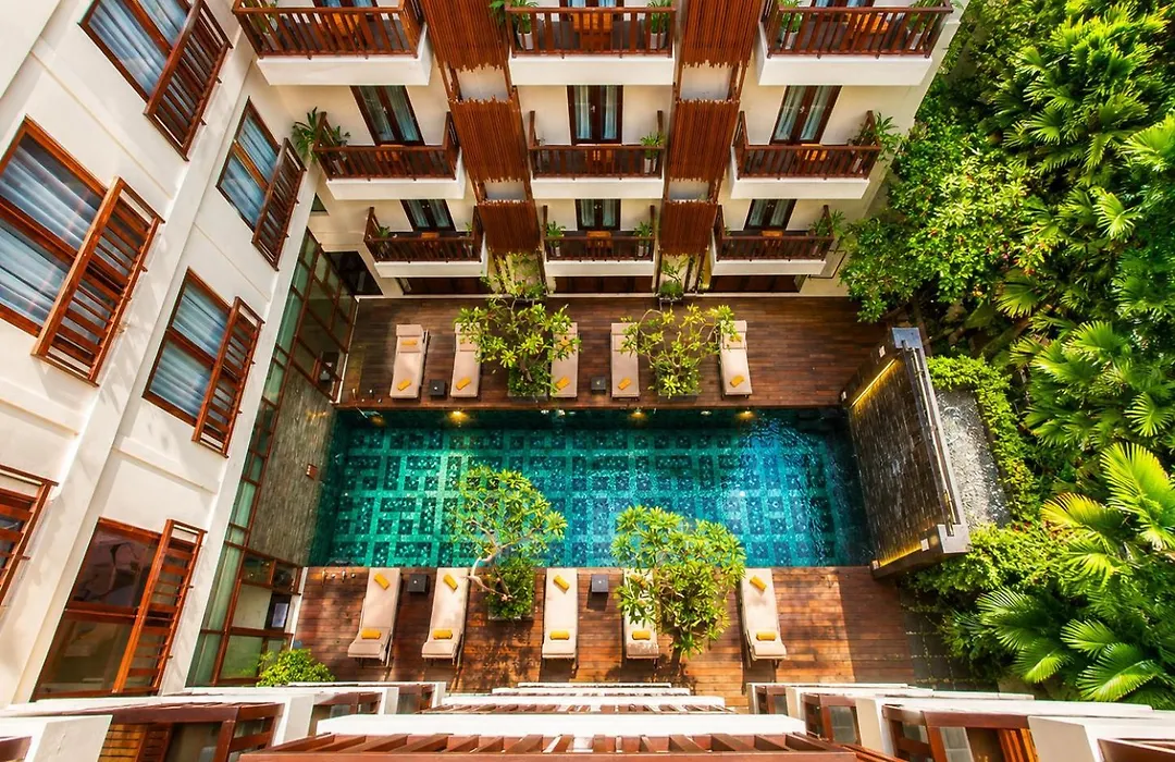 D'Primahotel Seminyak-1