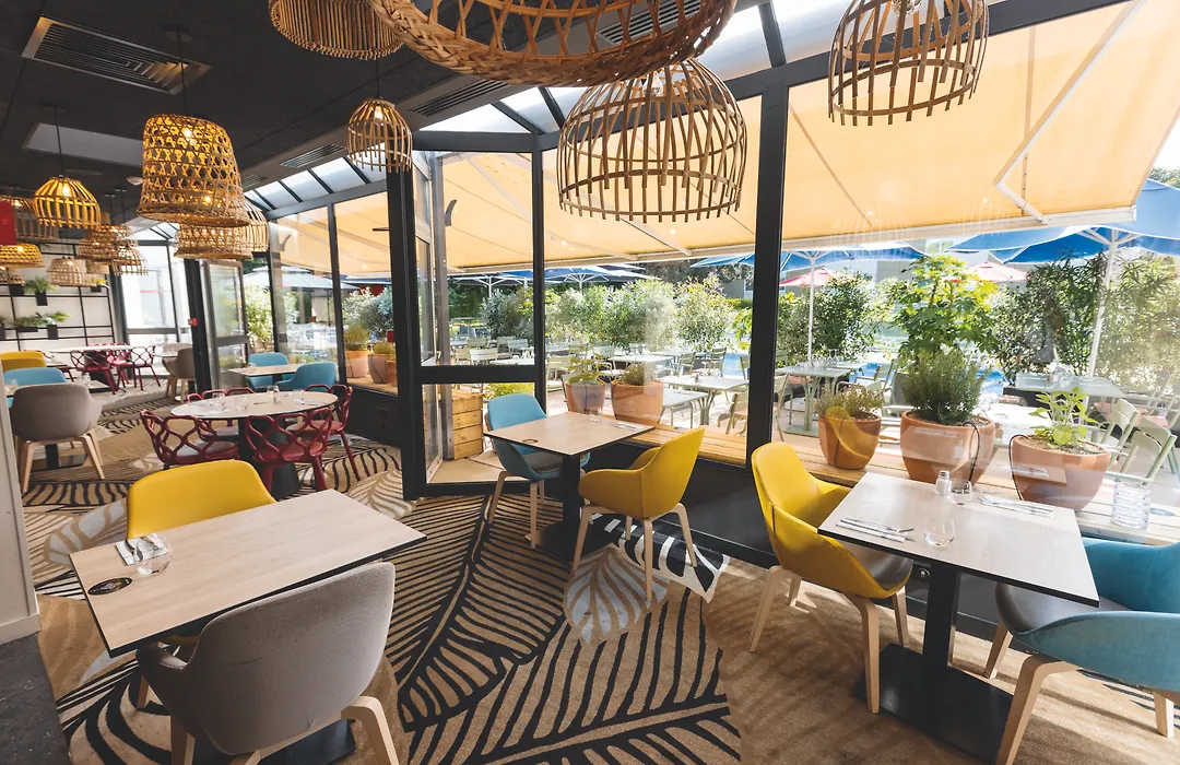 Novotel Rennes Alma-1