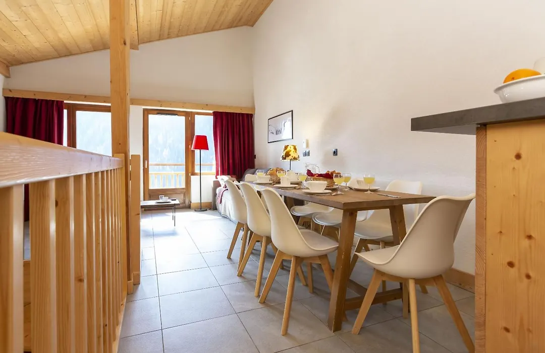 Résidence Prestige Odalys Les Fermes de Châtel-1