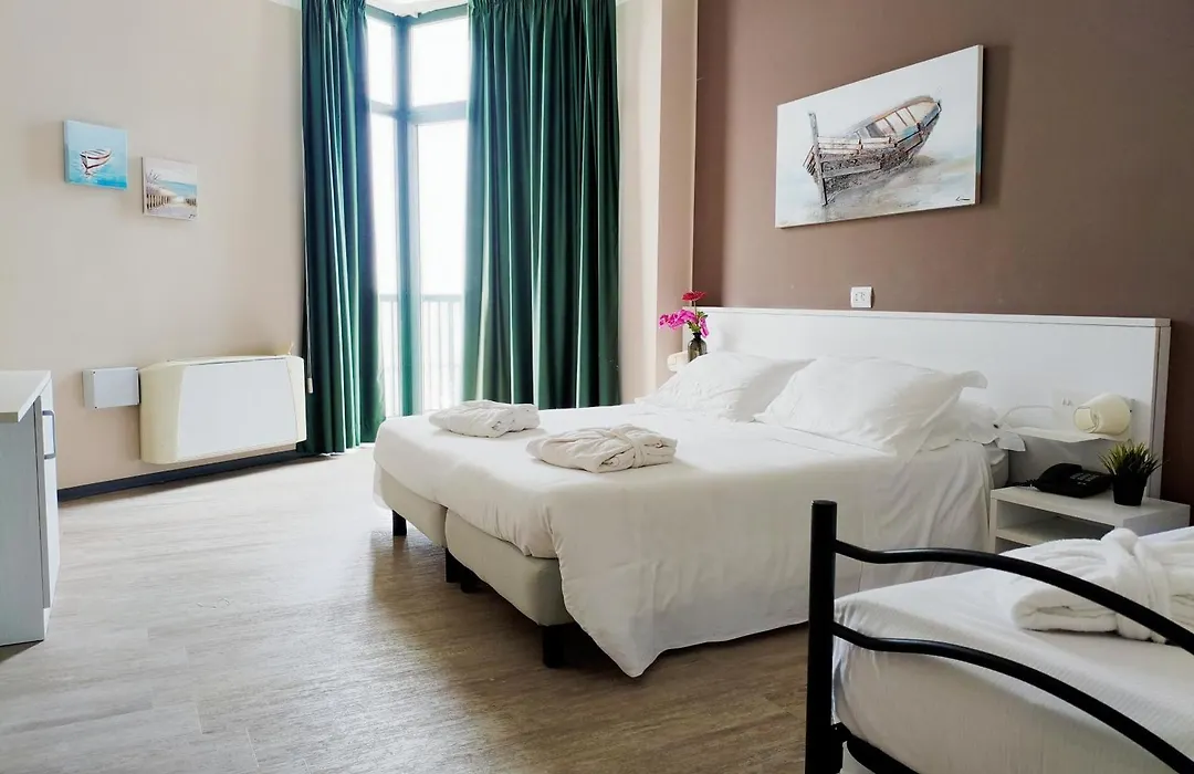 Hotel Mediterraneo-1