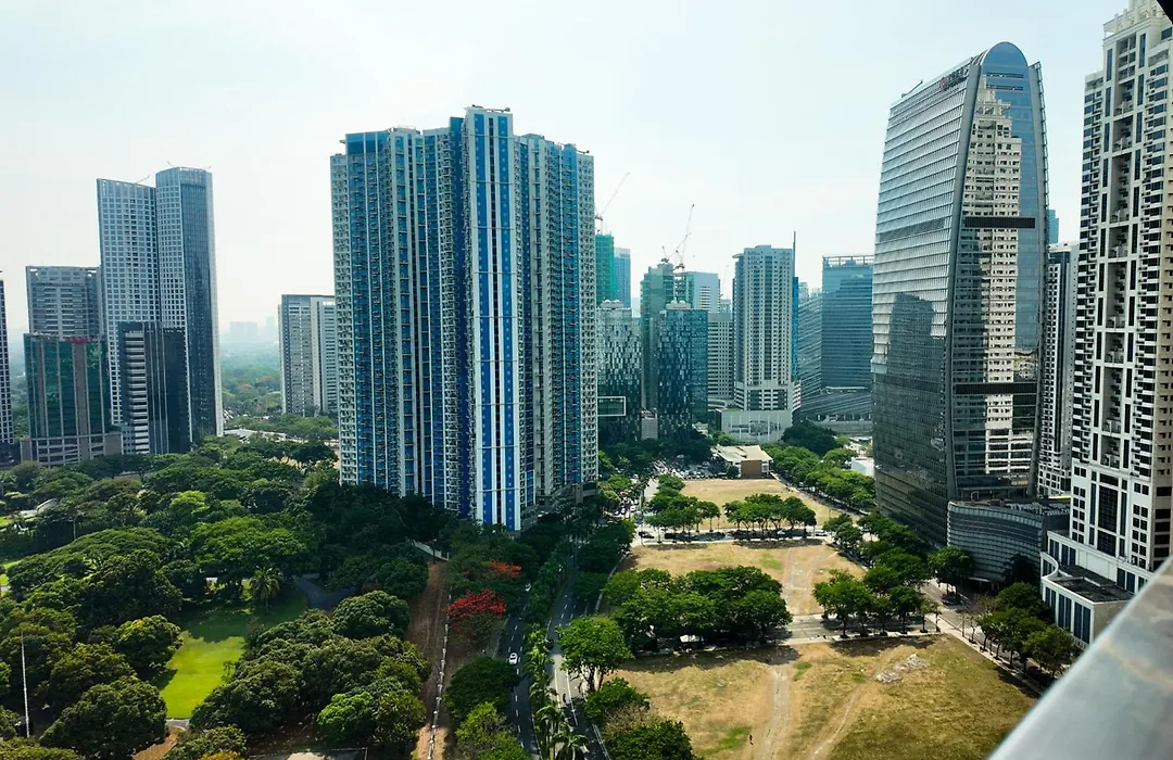 Brittany Hotel Bgc-1