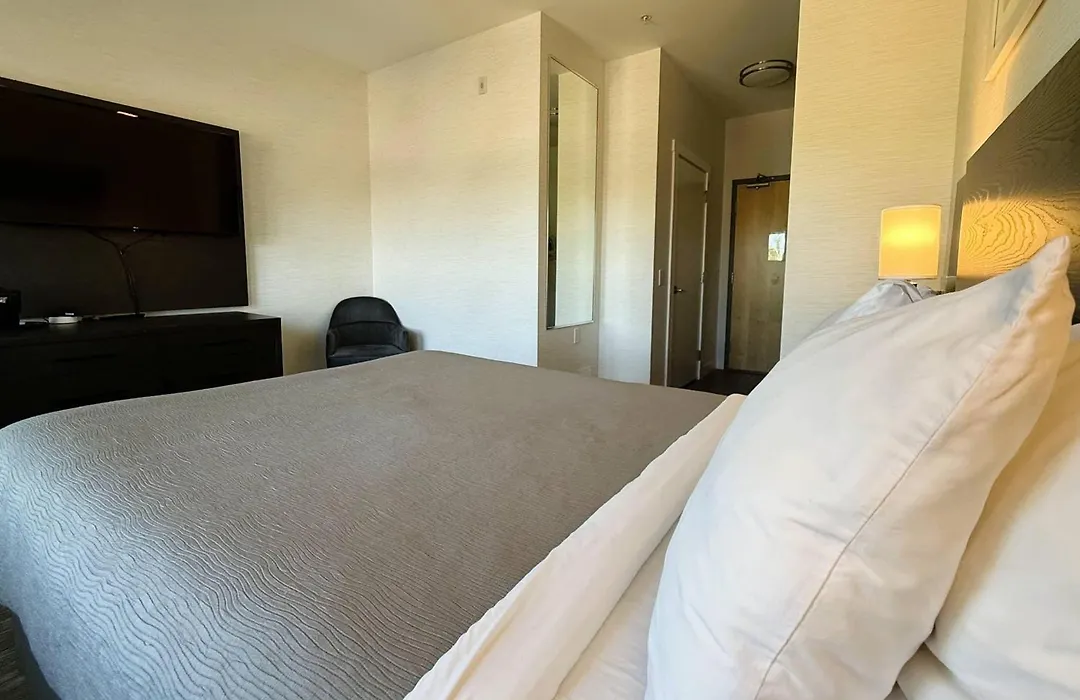 Quality Inn Nanaimo Downtown-1