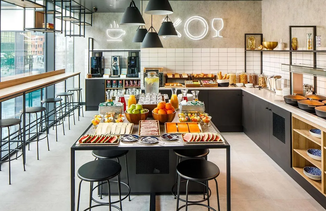 Aparthotel Adagio London Sutton Point-1